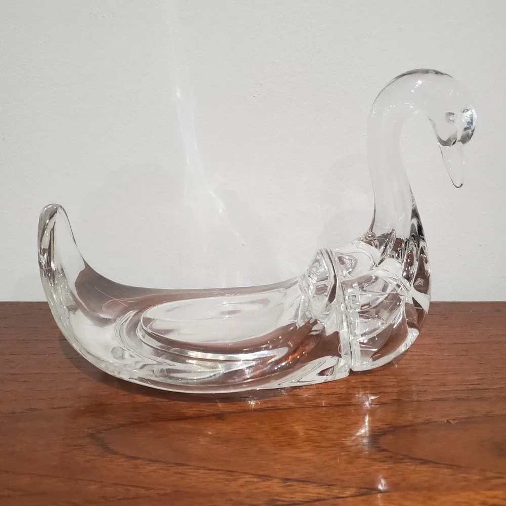 Lucite Acrylic‎ Swan Towel Holder Clear Mid-Century Modern Bath Kitchen Vintage